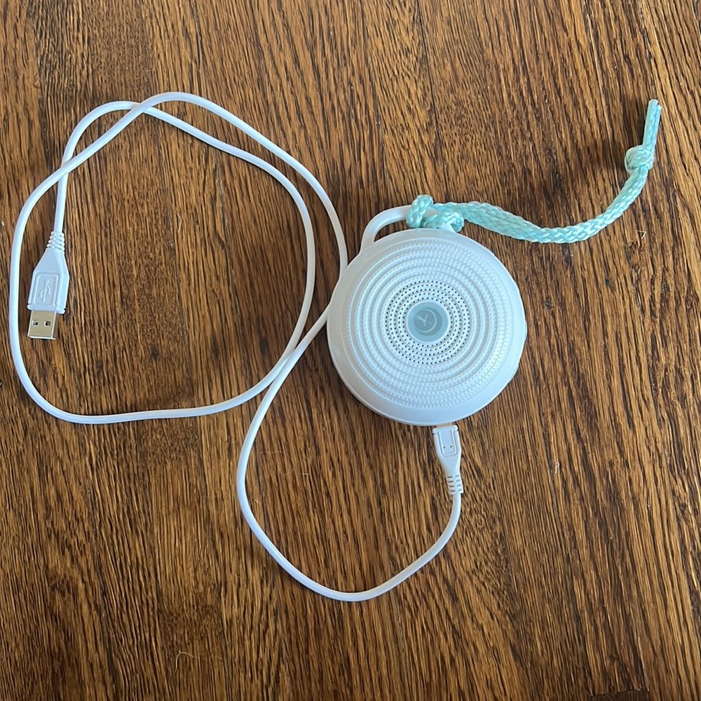 White noise baby sound machine